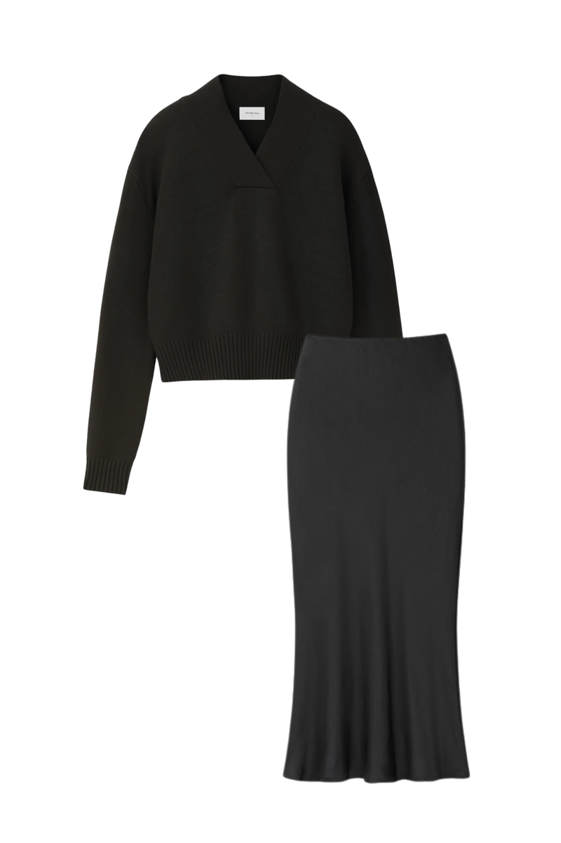BLACK V-NECK BOX SWEATER SET