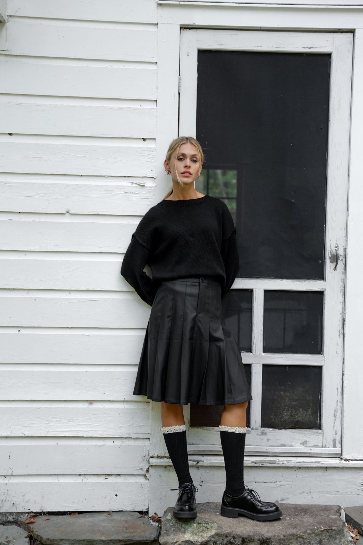 black-25