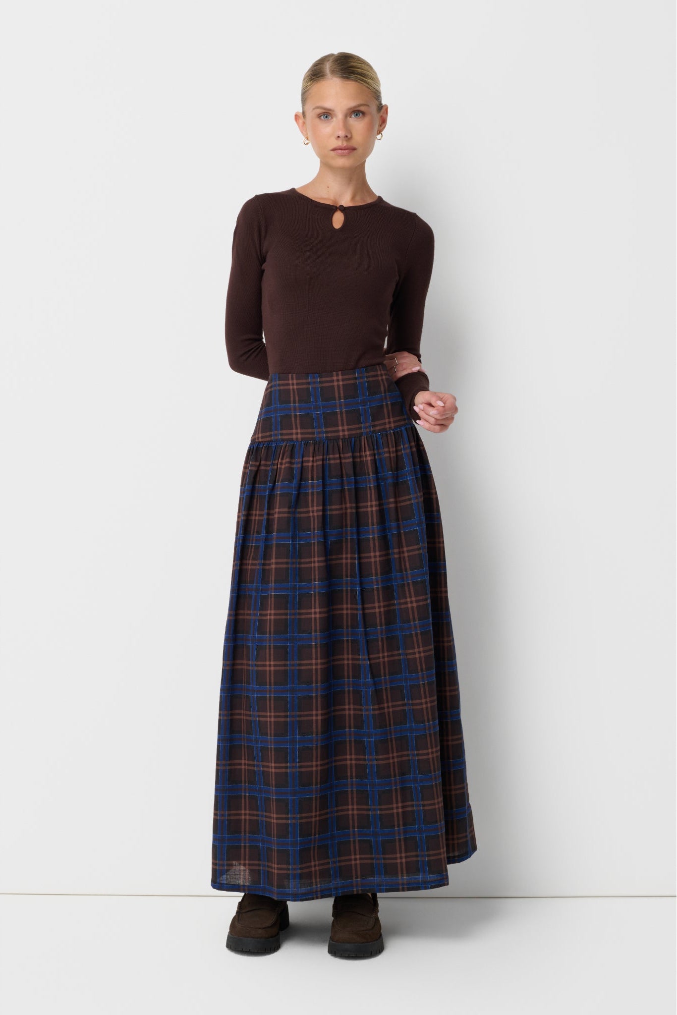 Blue-Brown