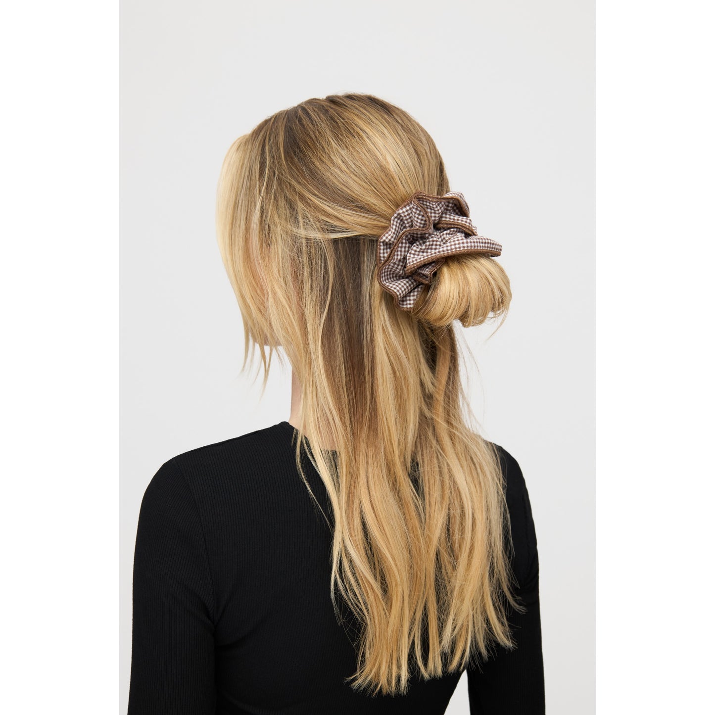 brown-and-white-gingham