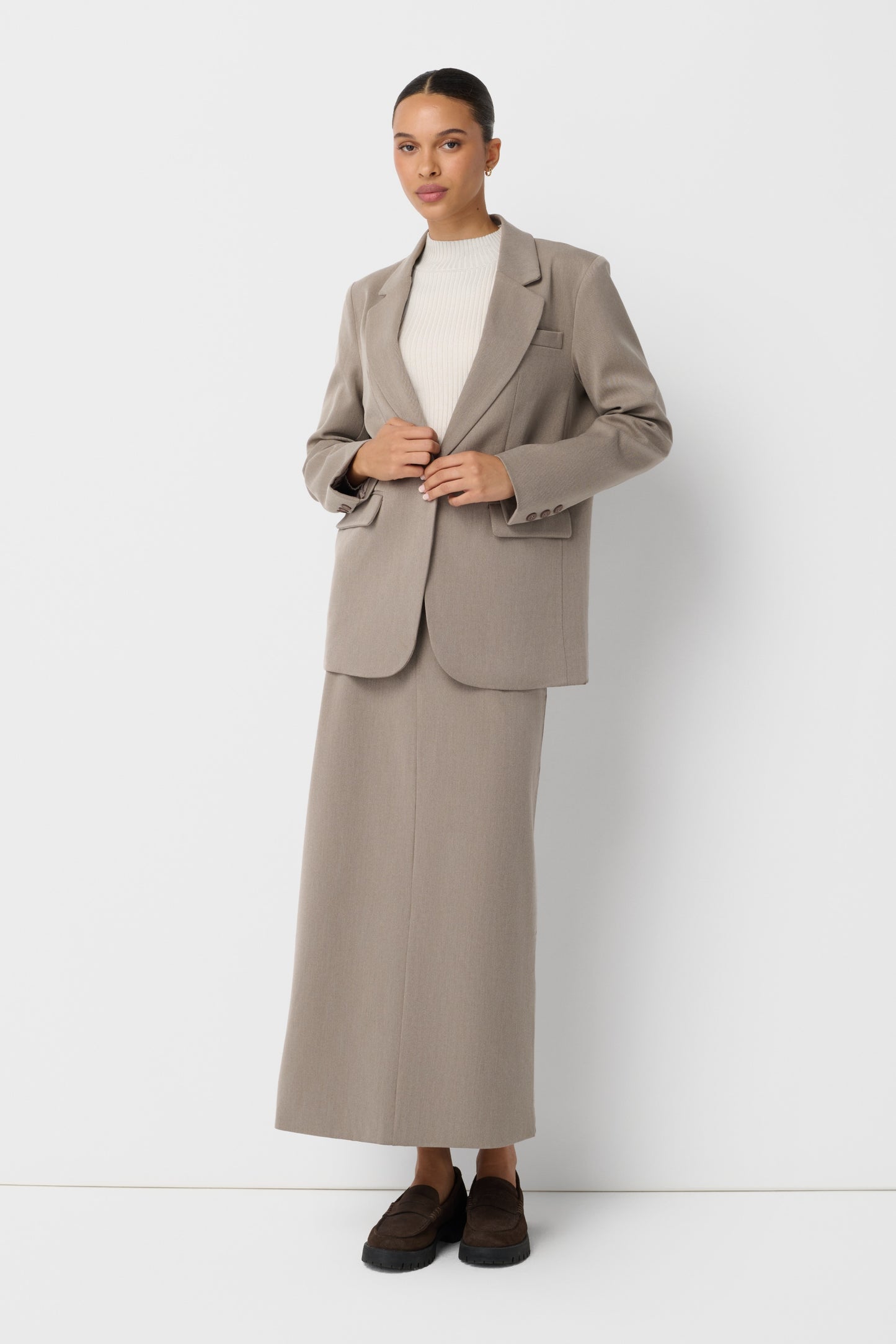 Taupe