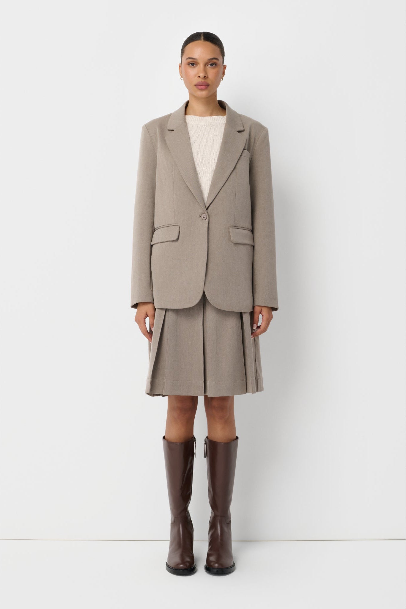Taupe