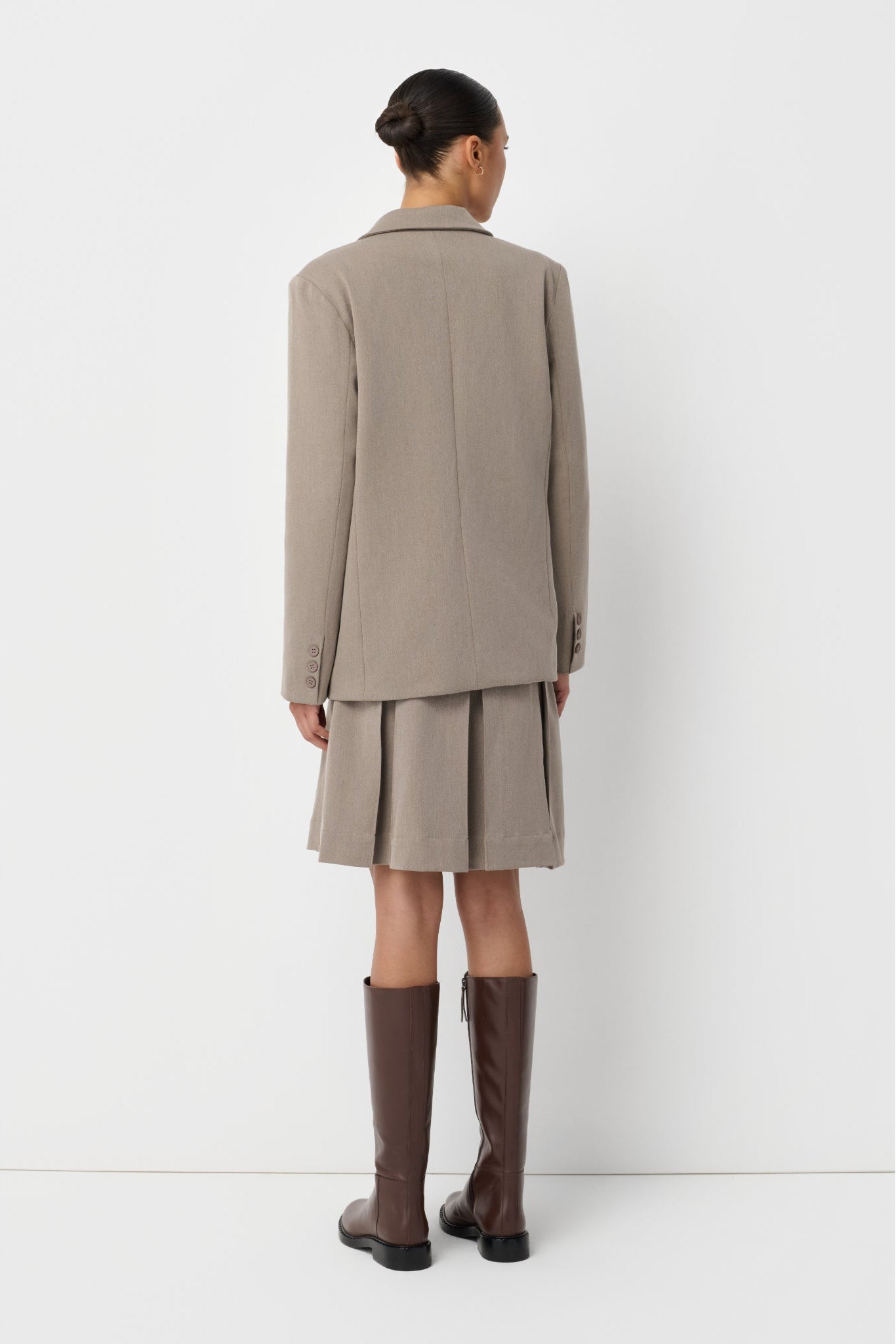 Taupe