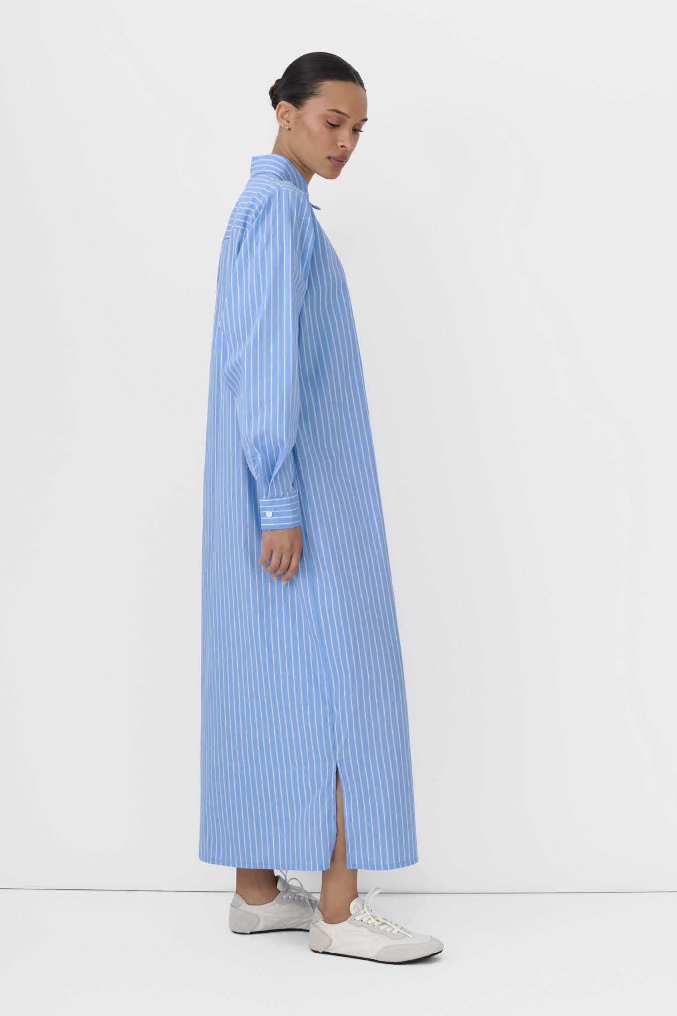 blue/white
