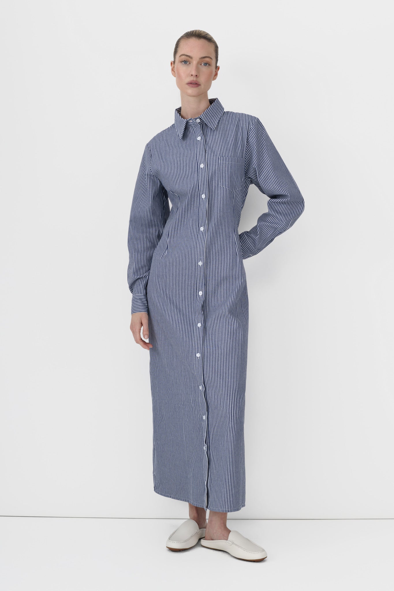 navy/white