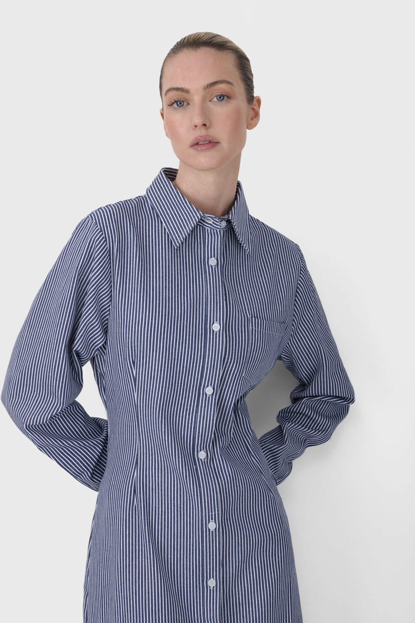 navy/white