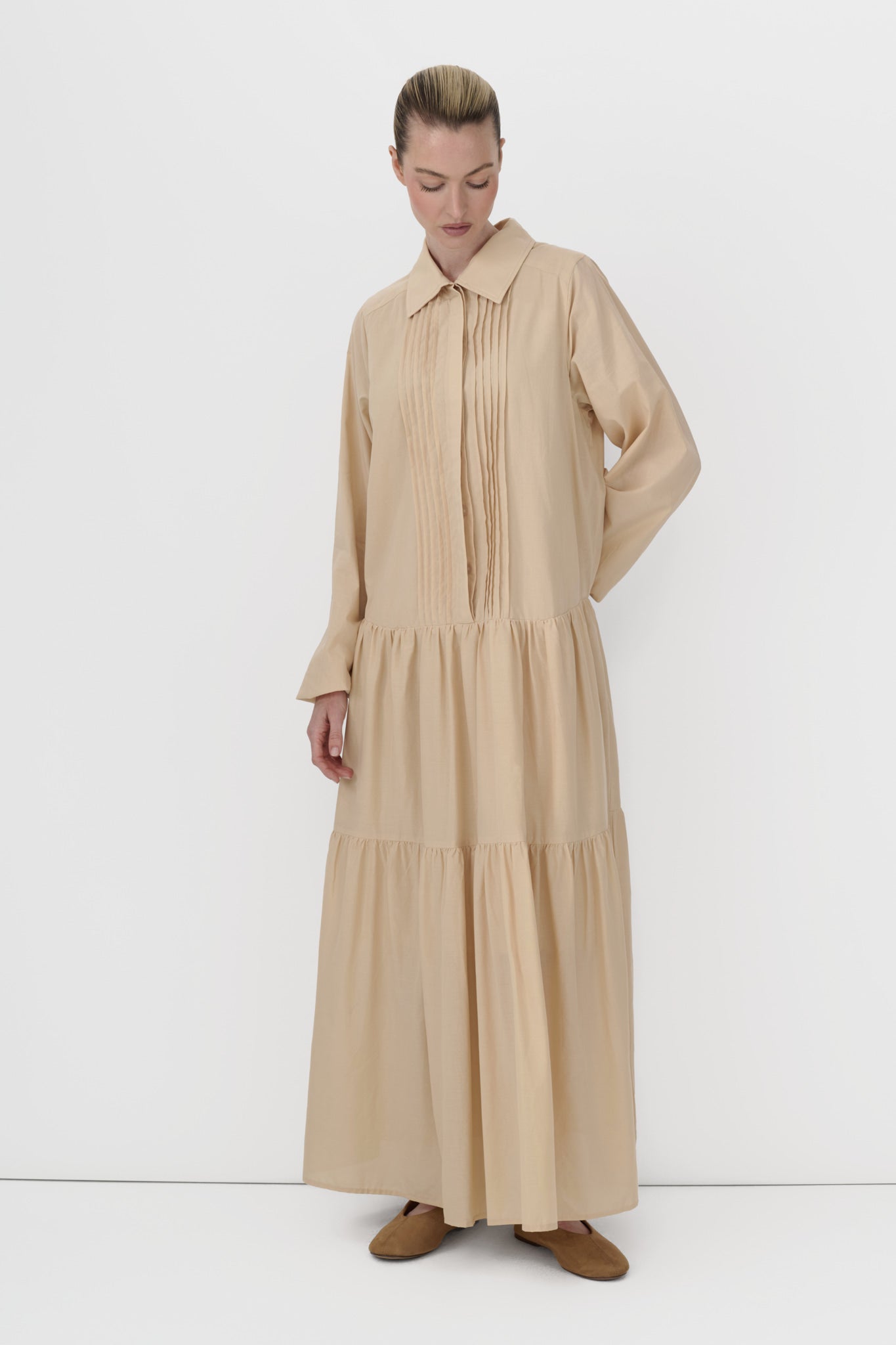 beige