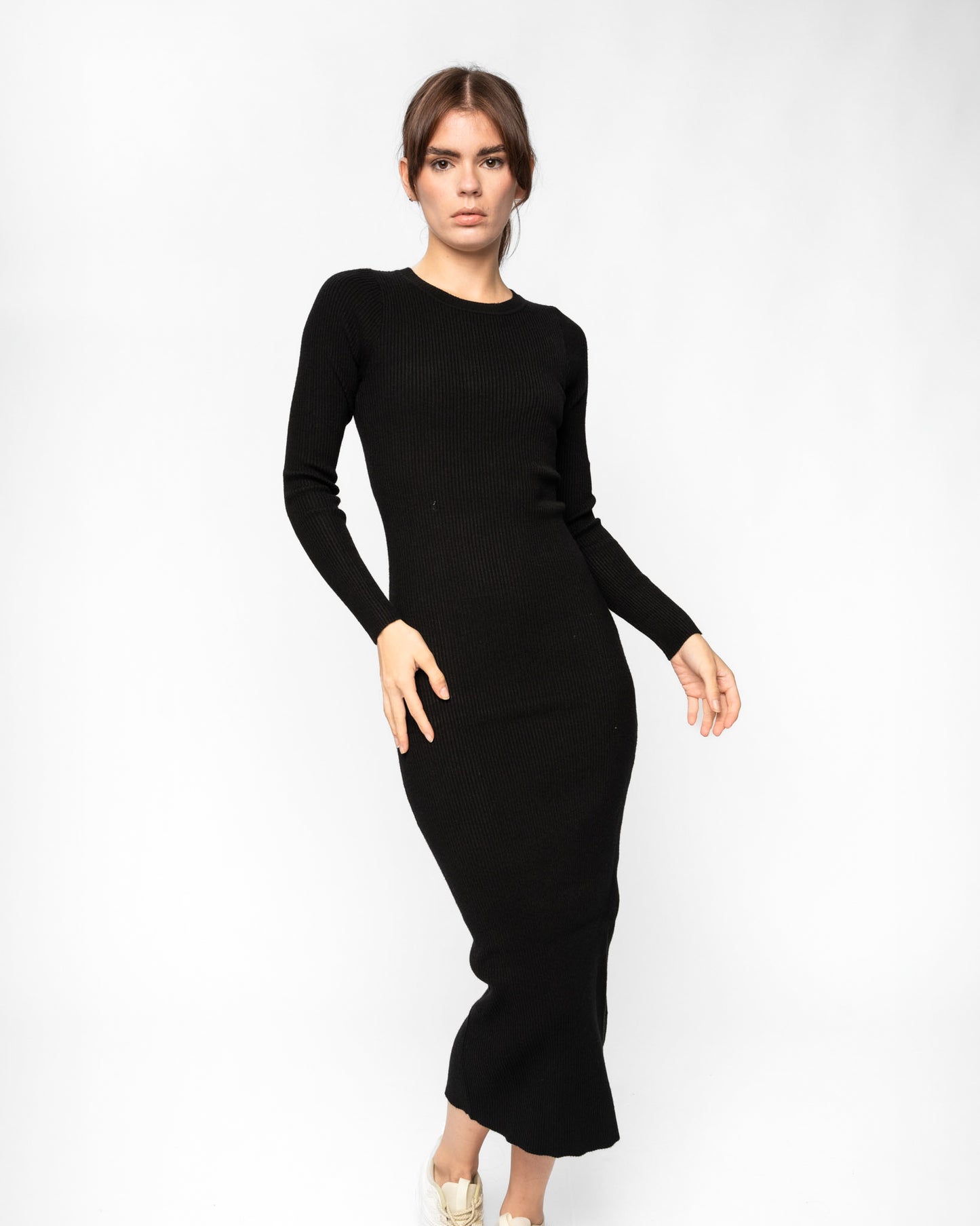 Crewneck Knit Midi Dress – Recollection